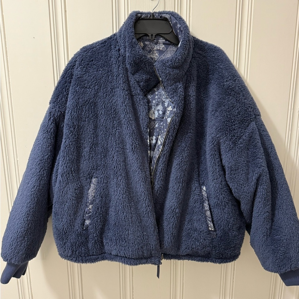 American Eagle coat Puffer Jacket Blue Floral Patchwork‎ reversible XL AEO boho - Picture 9 of 10